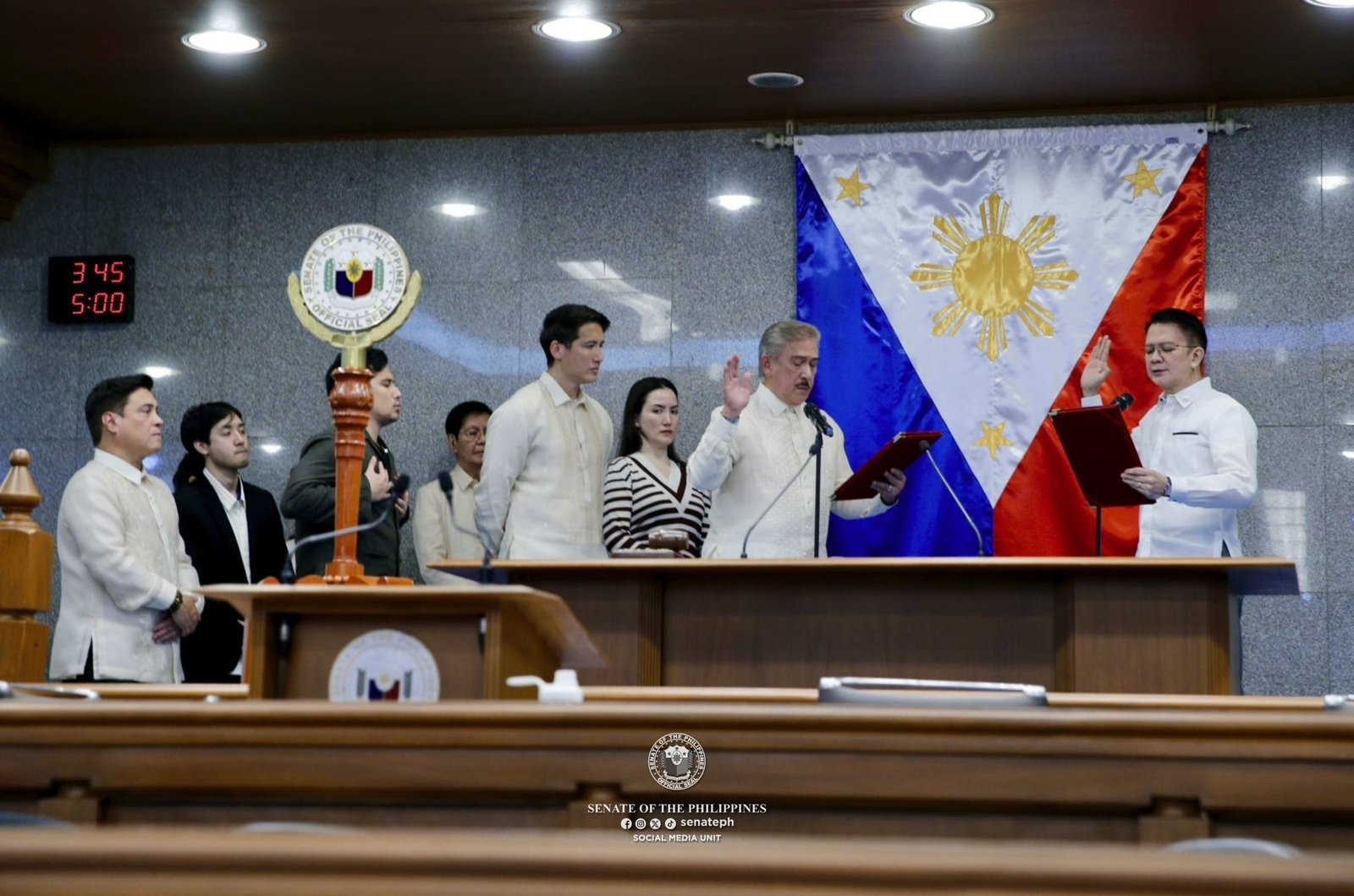 PBBM, nabigla sa pagpapalit liderato ng Senado