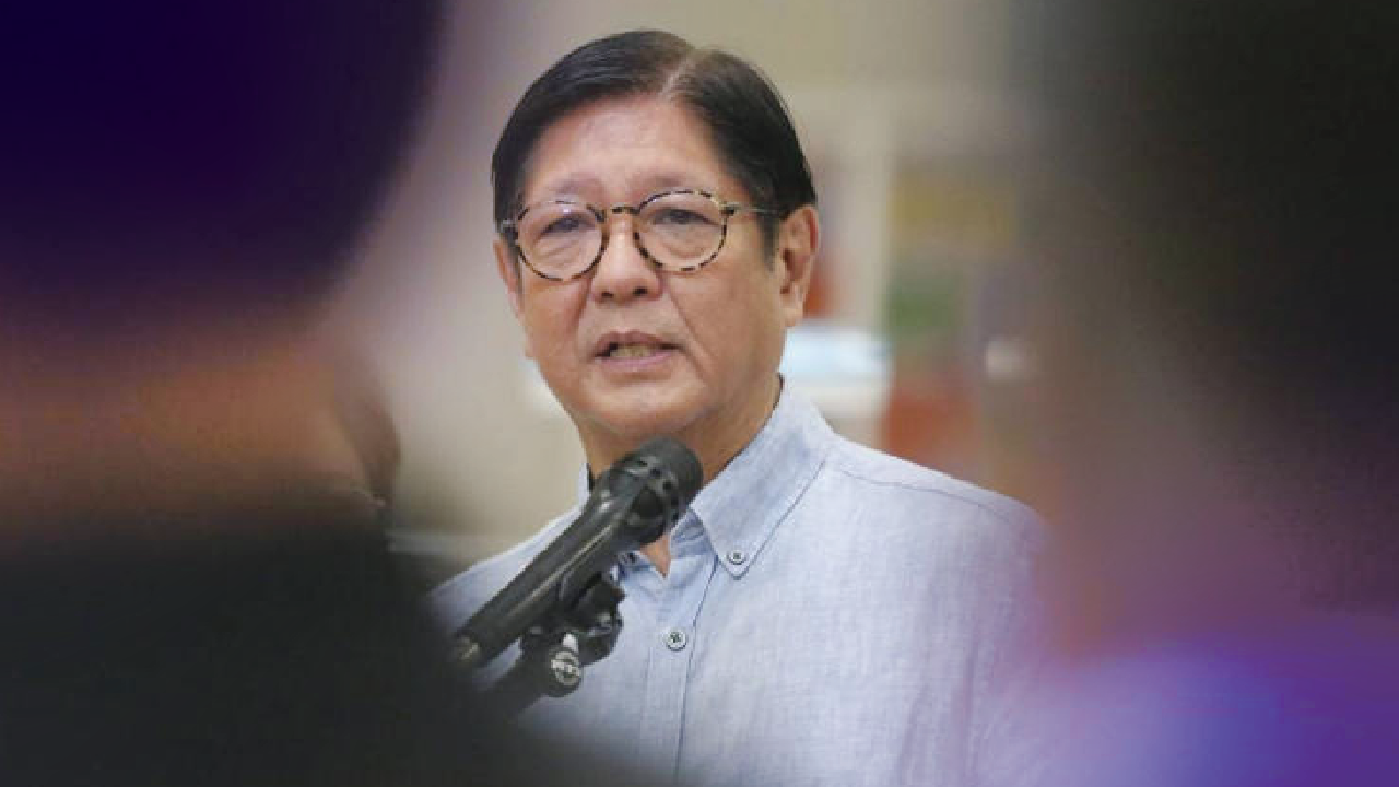 Malacañang: Hindi apektado si Marcos sa pagbaba ng trust rating