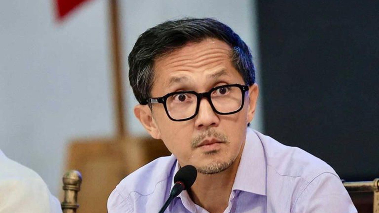 Dizon nangangako na mananatili sa tabi ng Pangulo