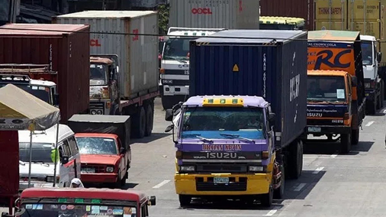 MMDA, magpapatupad ng uniform hours ng truck ban