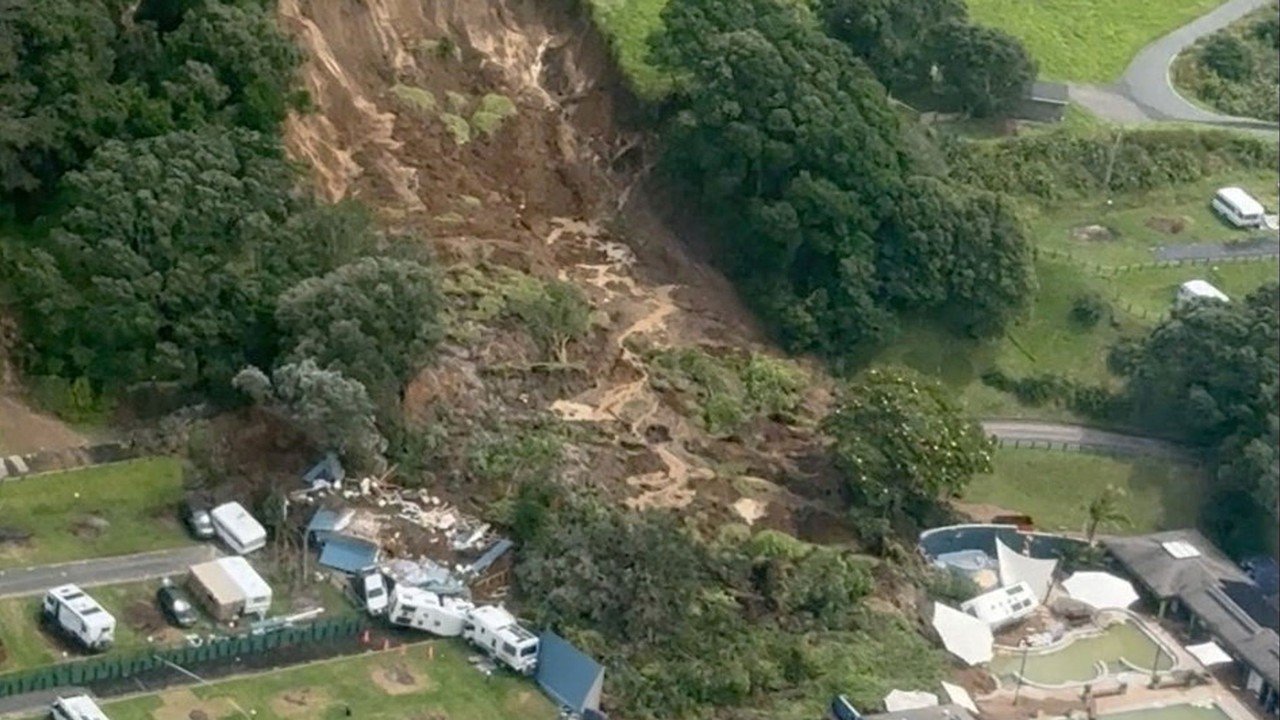 Ilang indibidwal, nawawala sa pagragasa ng landslide sa New Zealand campsite